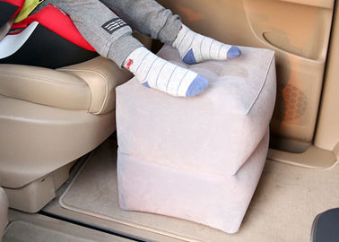 白い色のレッグ・レスト旅行枕、足サポートのための空の旅の枕 サプライヤー